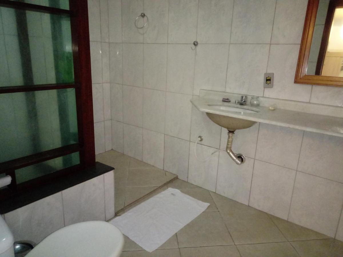 Lindas Suites A Uma Quadra Da Praia E Centro Убатуба Экстерьер фото
